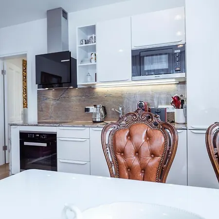 Residenz Kaiser Franz Josef 巴德加斯坦